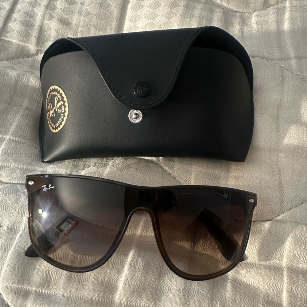 Ray-ban sunglasses